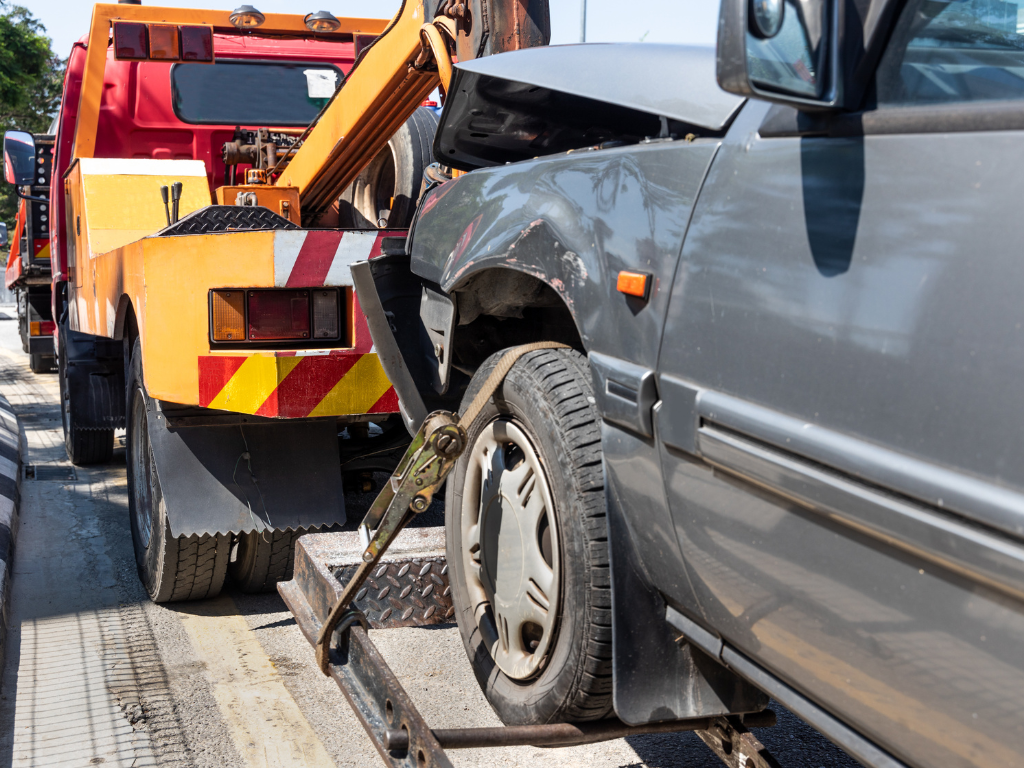 Vehicle Recovery Assistance in Kim Gujarat.