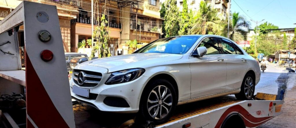 Mercedes-Benz towing