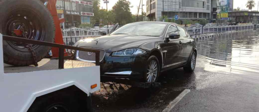 Jaguar accident towing Mehsana