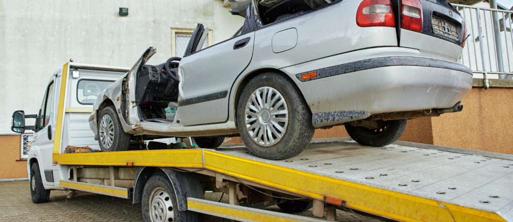Accident Vehicle Towing Services Navsari
