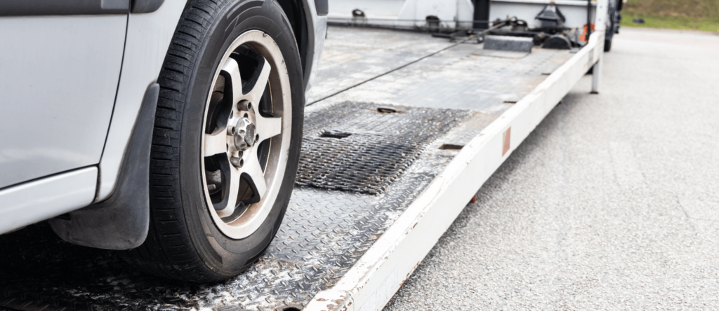 Flat tire towing for Hyundai cars Vapi