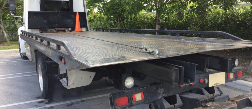 Flatbed towing for electric Hyundai Vapi