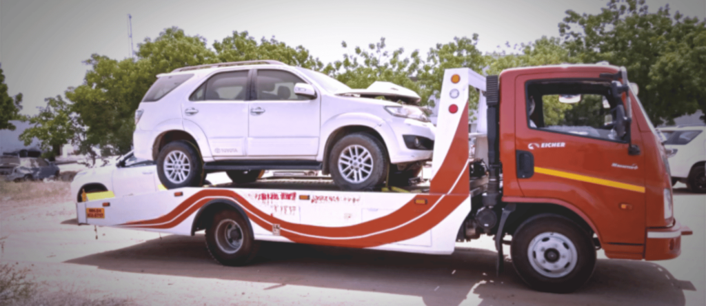Toyota towing near Vapi